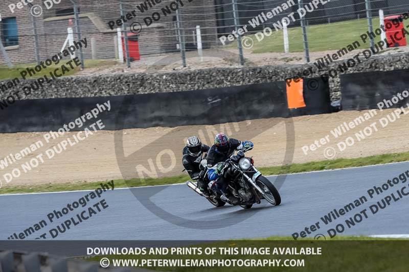 brands hatch photographs;brands no limits trackday;cadwell trackday photographs;enduro digital images;event digital images;eventdigitalimages;no limits trackdays;peter wileman photography;racing digital images;trackday digital images;trackday photos